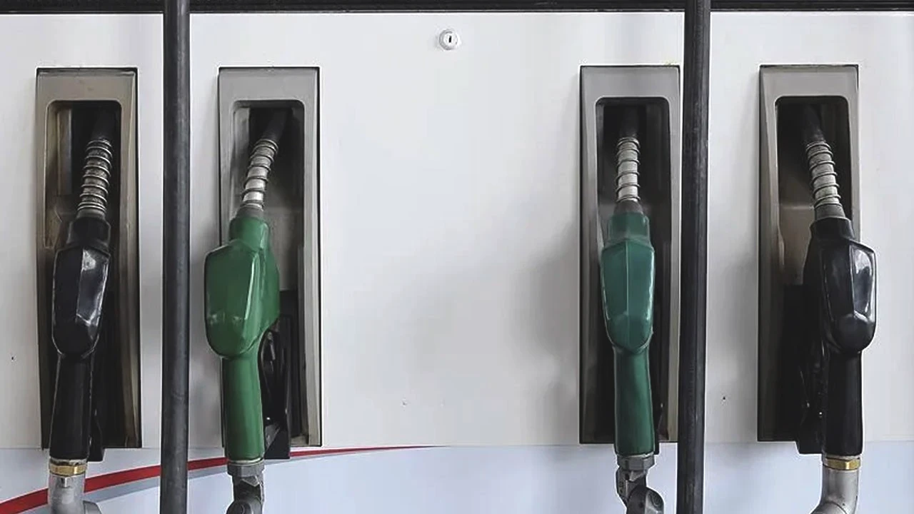 Motorin 98 TL'ye Dayandı! 12 Ekim Güncel Benzin, Motorin ve LPG Fiyatı