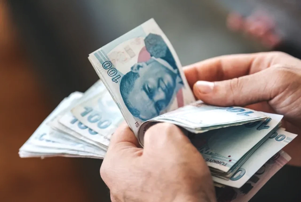 1 Milyon 290 Bin Kişinin Hesabına Para Yattı! Yaşlı ve Engelli Aylığı Ne Kadar?