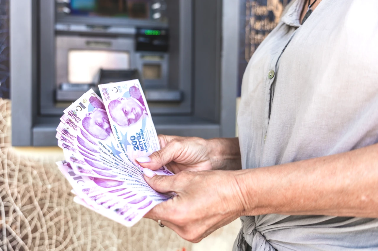 Ziraat, Akbank, Vakıf Katılım ve Türkiye Finans Emekliye Ne Kadar Veriyor?
